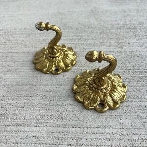 Vintage Solid Brass Wall Hooks Set of 2 Ornate Floral Base Coat Hook Rustic